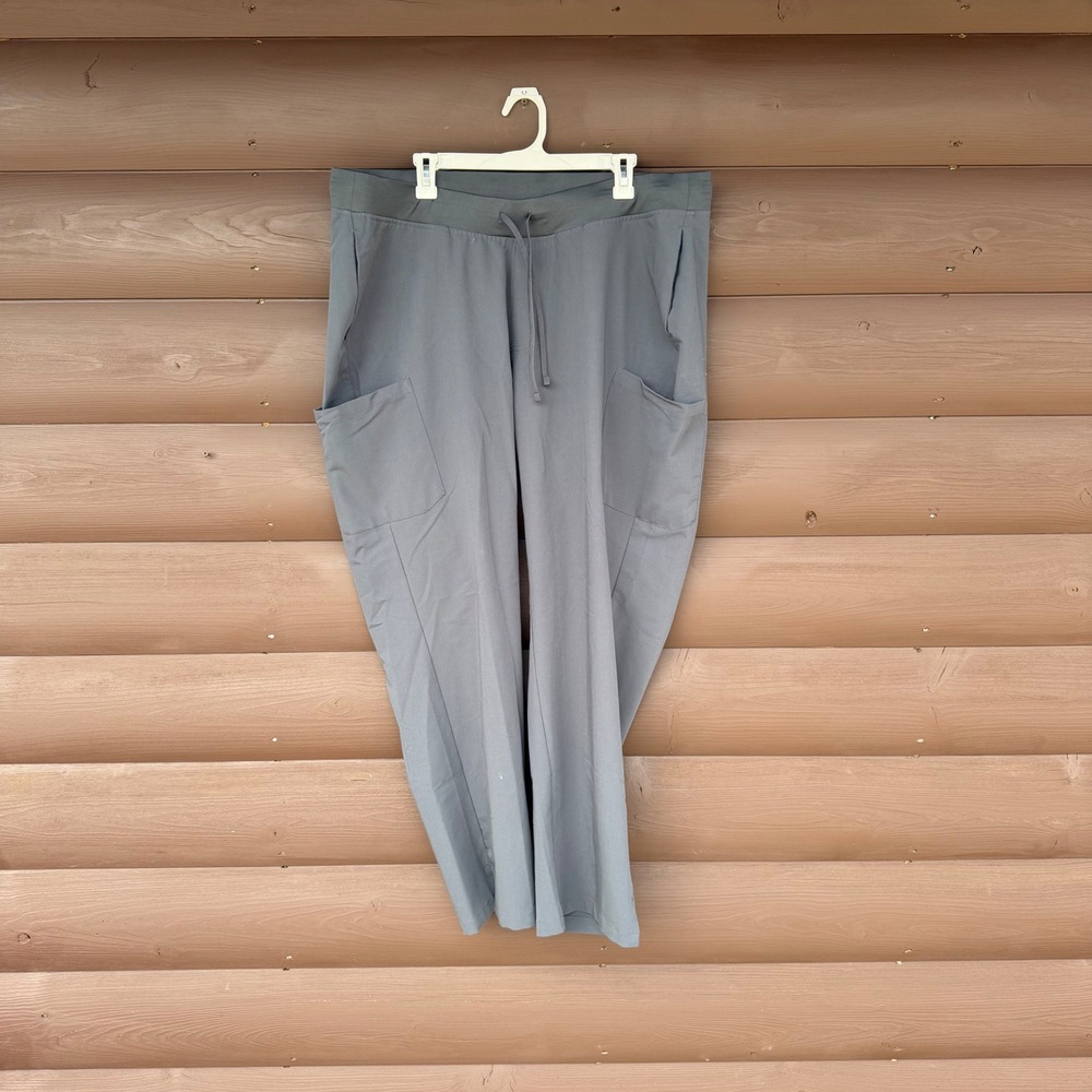 Mandala Scrub Set Women 2XL Gray Excellent Equa-Tek Performance V-Neck Cargo - Picture 5 of 7